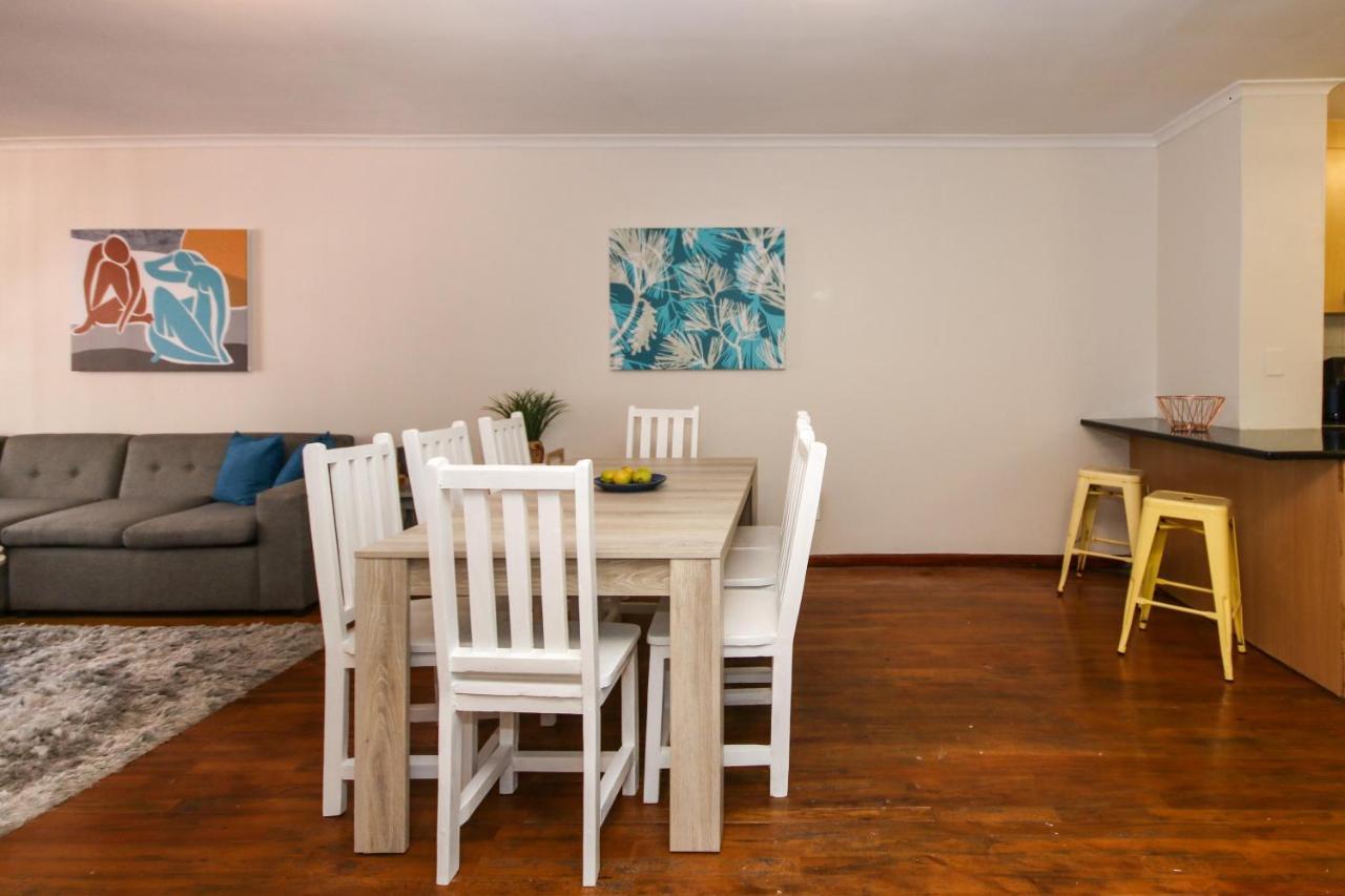 קייפטאון Holiday Home In Sea Point, Fresnaye מראה חיצוני תמונה