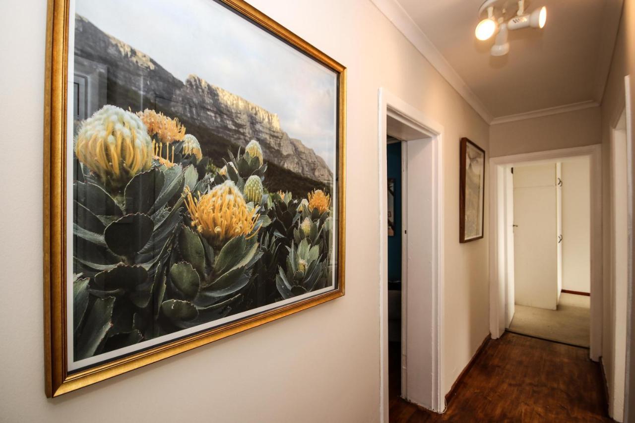קייפטאון Holiday Home In Sea Point, Fresnaye מראה חיצוני תמונה
